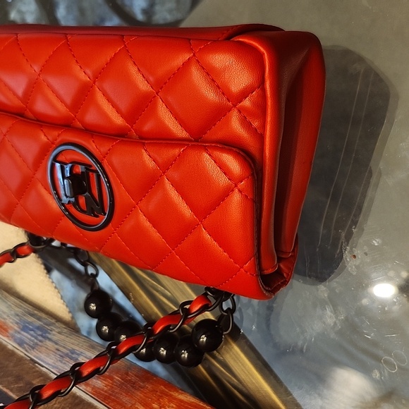 Badgley Mischka Red Crossbody Bag with Quilted Design - Picture 6 of 14